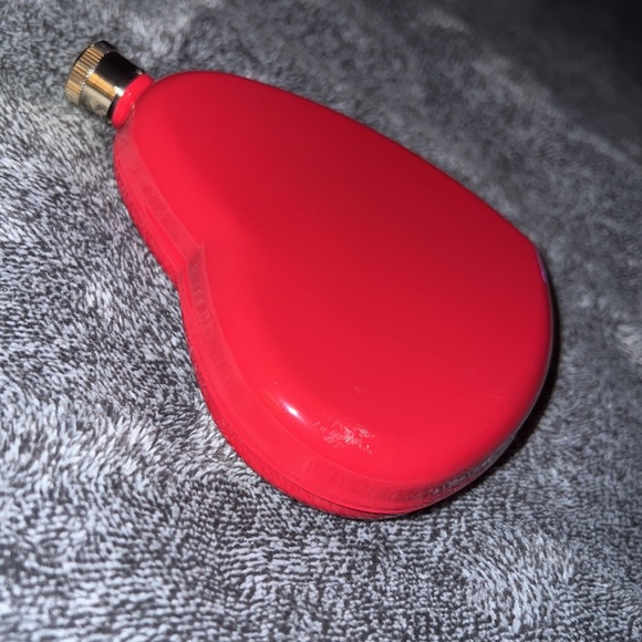 HEART FLASK METAL NEVER USED - Picture 7 of 8